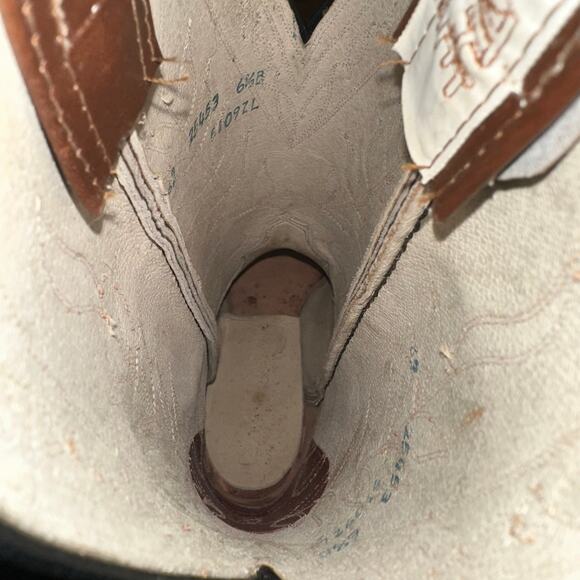 New Olathe Deadstock Western Riding Boots Mens Sz 6.5B Brown Leather Embroidered